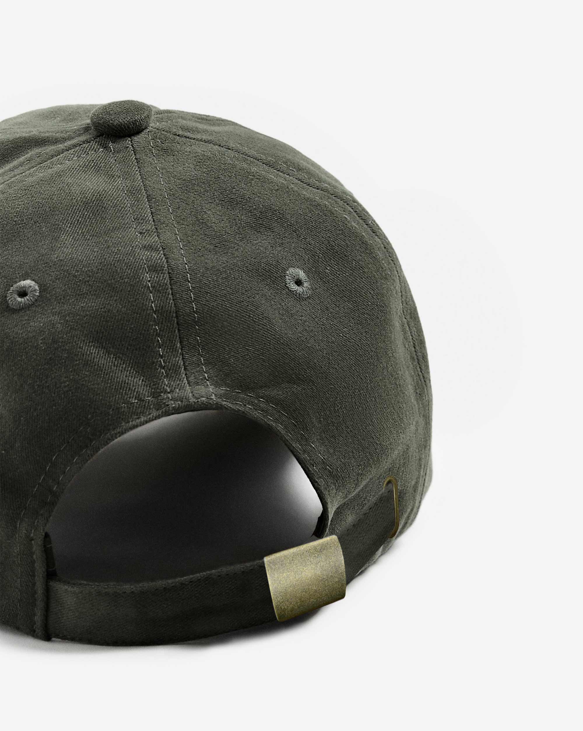 Haki Soluk Efektli Şapka