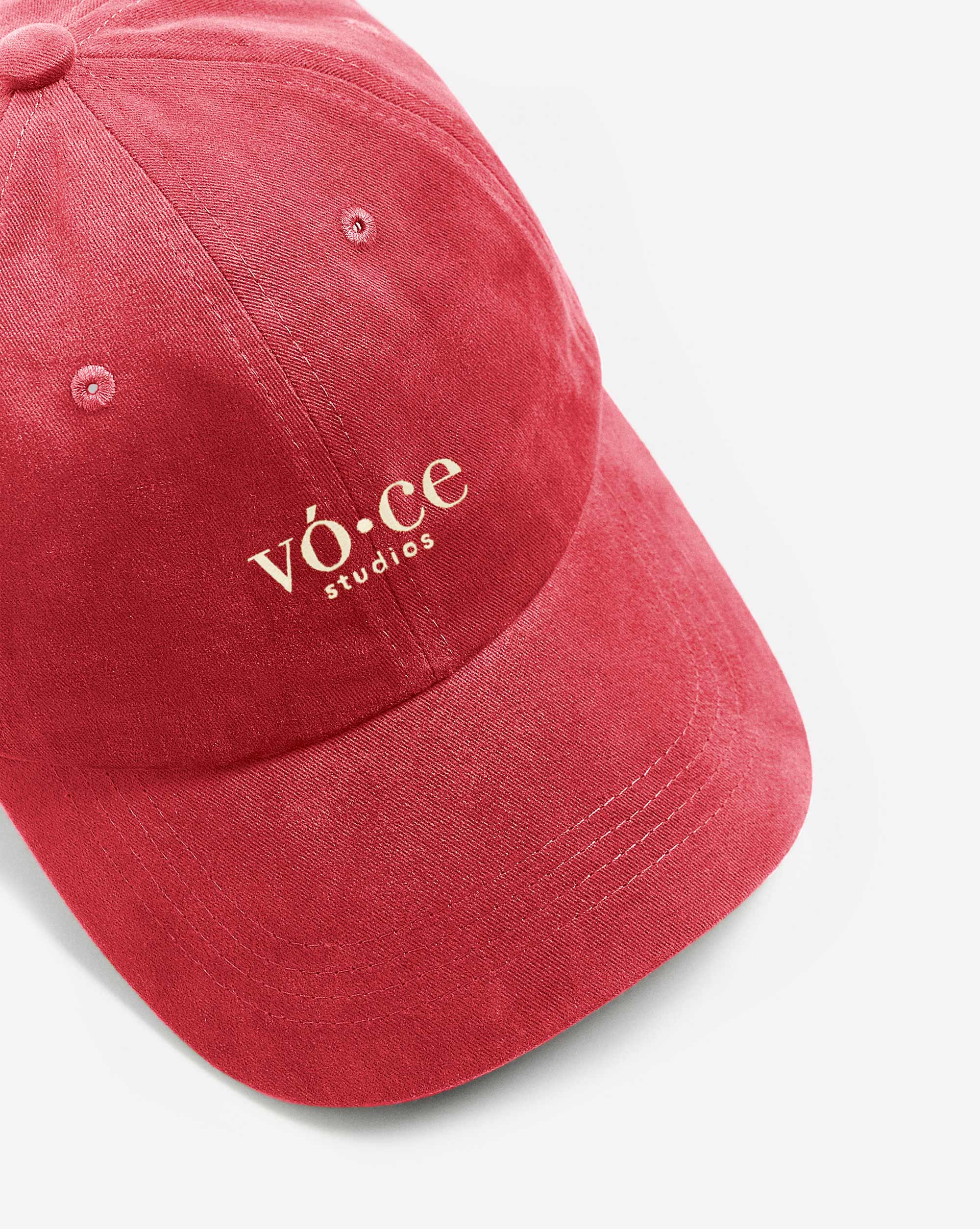 Kırmızı Soluk Efektli Şapka